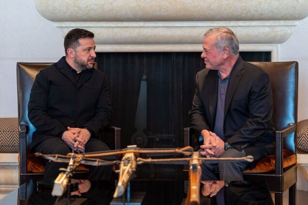 'Украина открыта к совместной работе': Зеленский обсудил с королем Иордании защиту от дроново-ракетных ударов. Фото, видео