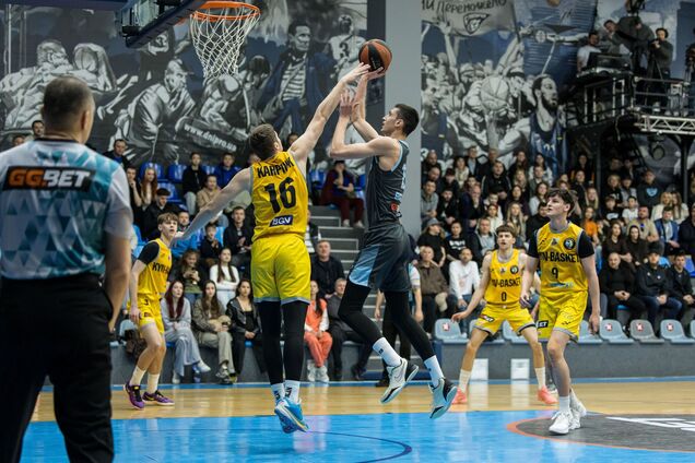 БК 'Днепр' с '+49' победил 'Киев-Баскет' в последнем матче регулярного чемпионата Суперлиги GGBet