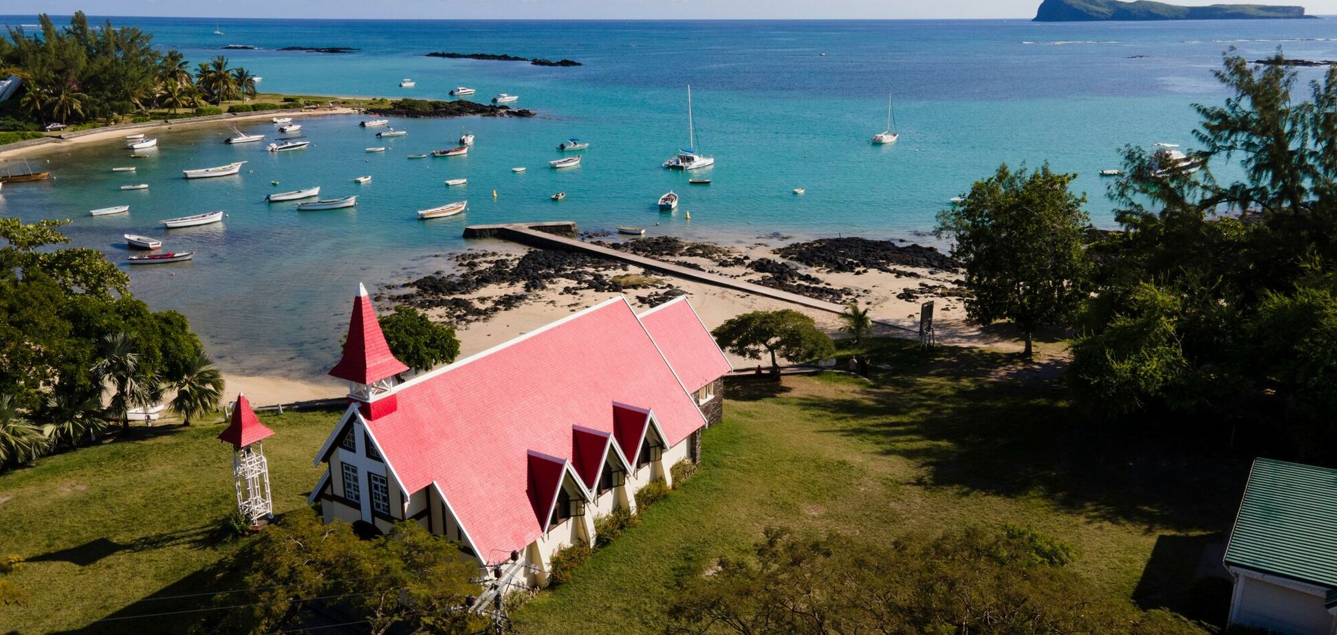 Куди поїхати у відпустку у березні: 5 гарних пляжних напрямків