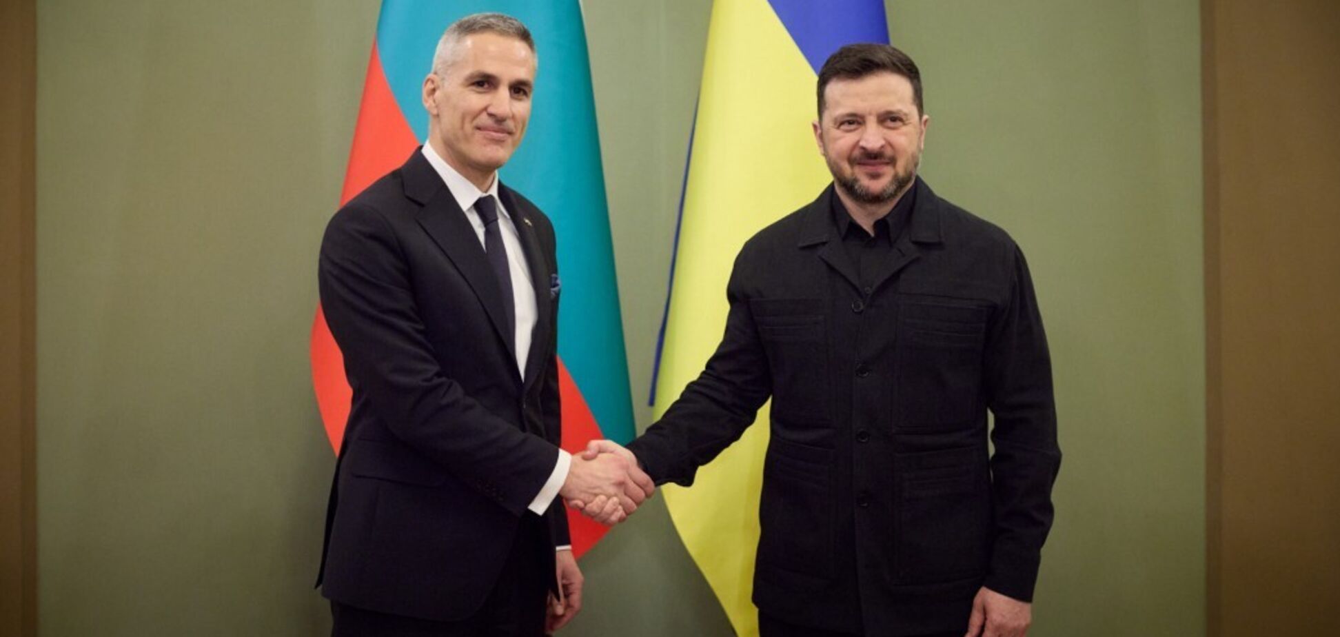 В Киев прибыл с визитом временный премьер Болгарии Гюров вместе с другими министрами. Фото и видео