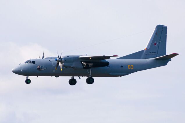 Россия потеряла над Крымом транспортный самолет Ан-26: с ним пропала связь