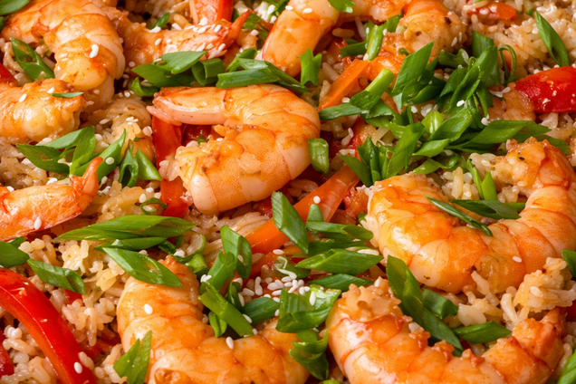 Рис з креветками в азійською стилі: як смачно приготувати на вечерю