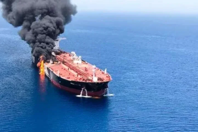 Иран атаковал кувейтский нефтяной танкер в порту Дубая: что известно