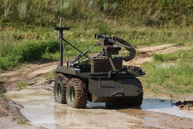 Усі виробники українські: військовий розповів про парк наземних роботів у Нацгвардії. Фото