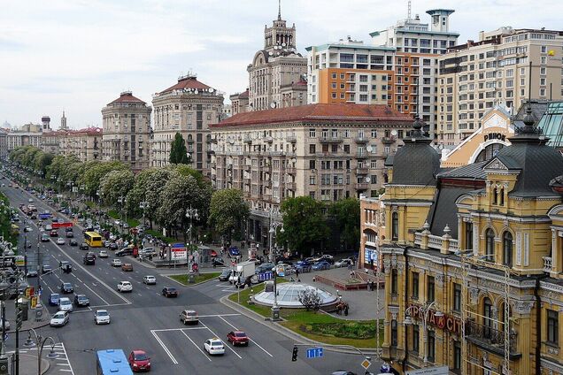 Впізнати майже неможливо: який вигляд мав Хрещатик у Києві на початку 1900-х років. Фото