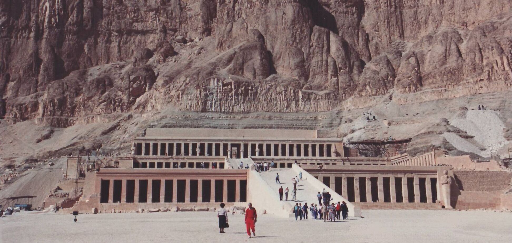 Музей под открытым небом: недооцененный город посоветовали для отпуска в апреле