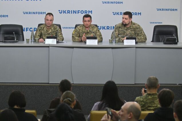 Фокус на беспилотном оружии: в ВСУ масштабируют использование дронов и наземных роботов