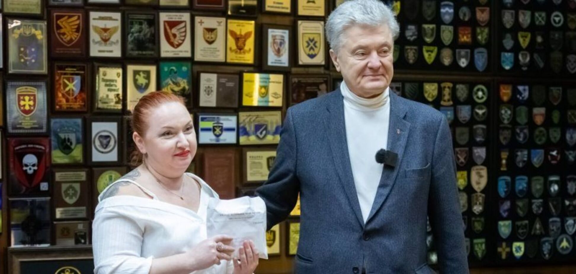 Для нужд ВСУ: Порошенко передал свои депутатские средства ОО 'Дело громад'