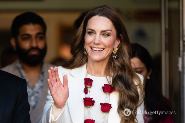 Екзотичні танці та незвичний подарунок: принцеса Кейт Міддлтон здійснила неофіційний візит у особливе місце