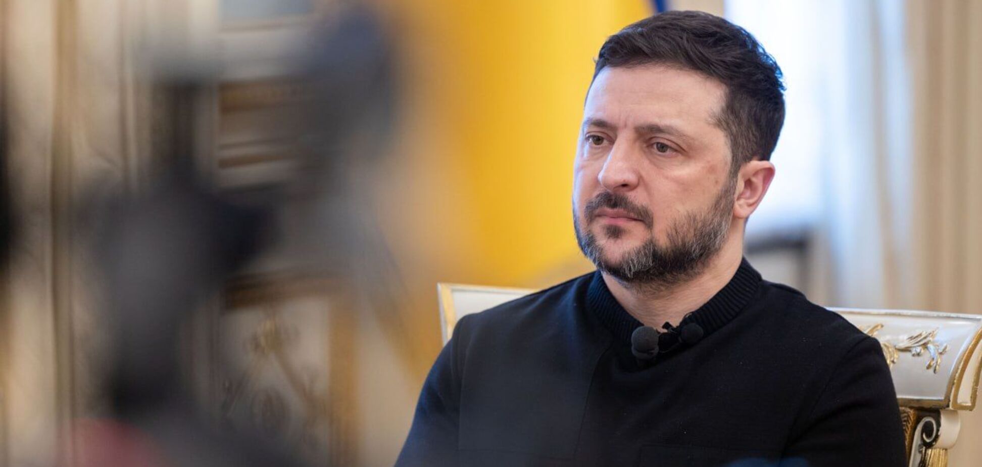 'Путин понимает, что, если мы отойдем, он сохранит от 300 тысяч до миллиона своих солдат': Зеленский объяснил риски территориальных уступок