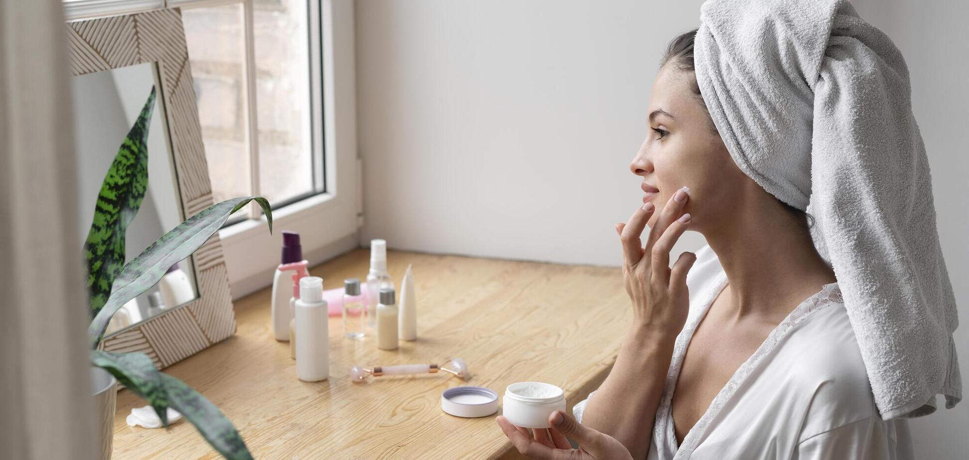 Міфи про косметику, які насправді не працюють: зроблять лише гірше