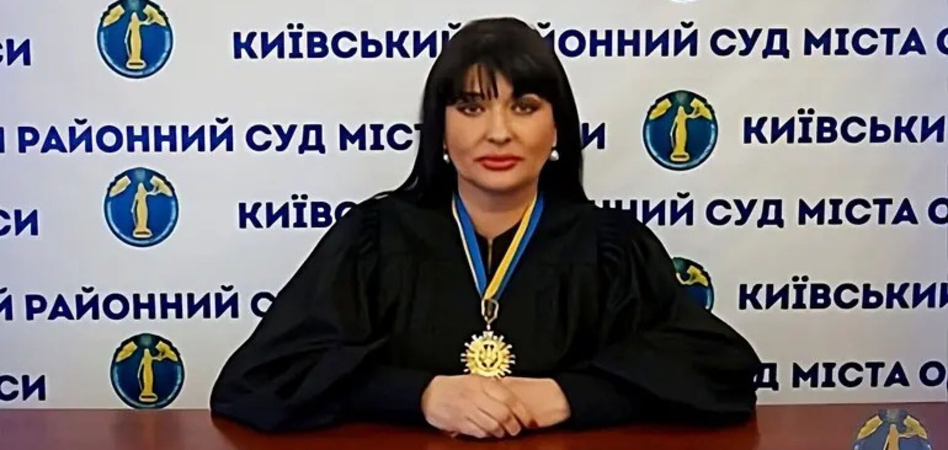 Шесть лет с конфискацией имущества: судью из Одессы бросили за решетку за взятку $4 тыс. фото