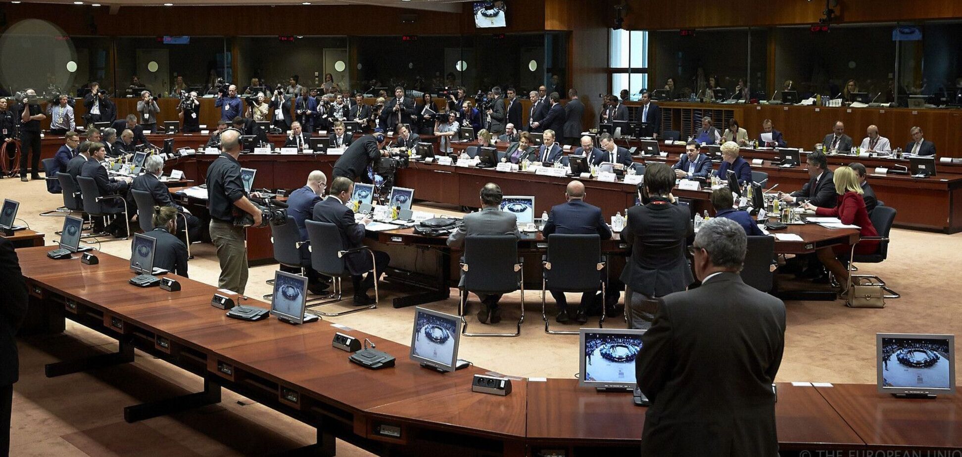 Бюрократія понад усе: в ЄС не погодили прискорений вступ України – Politico