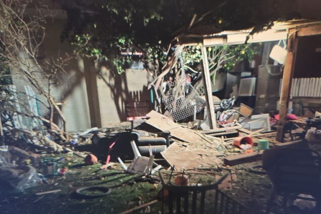 Иран атаковал Израиль ракетами с кассетными боеприпасами: есть попадания в районе аэропорта Бен-Гурион. Видео