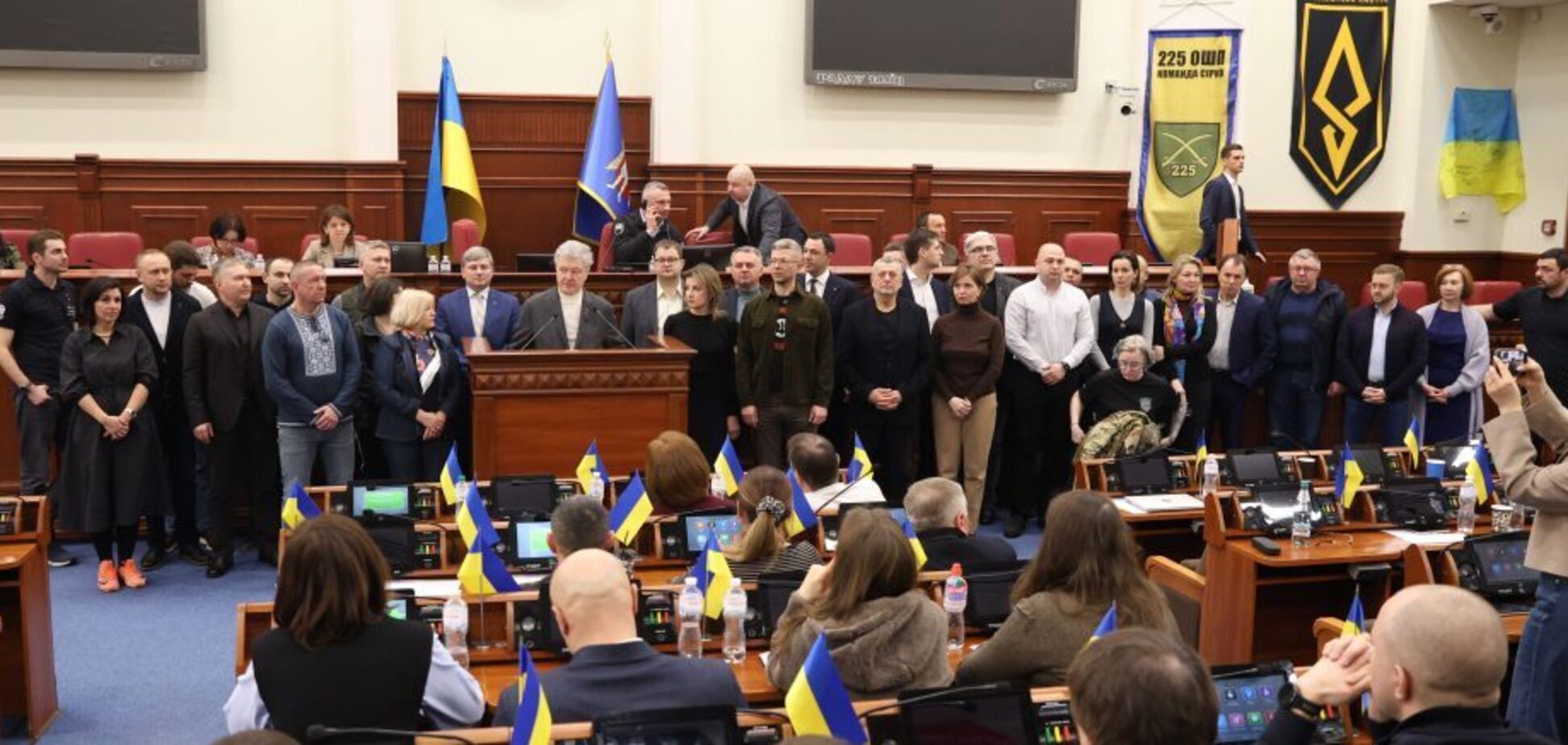 'Киевляне не должны быть заложниками политических разборок': Порошенко призвал Киевсовет начать подготовку столицы к следующей зиме