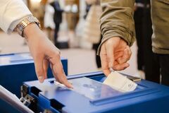 Швейцария проводит референдум об ограничении численности населения до 10 млн.: что это означает
