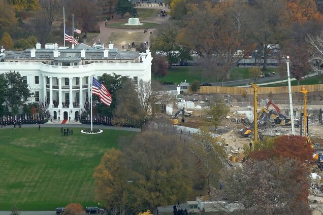 Суд запретил Трампу продолжать строительство бального зала в Белом доме: в администрации отреагировали
