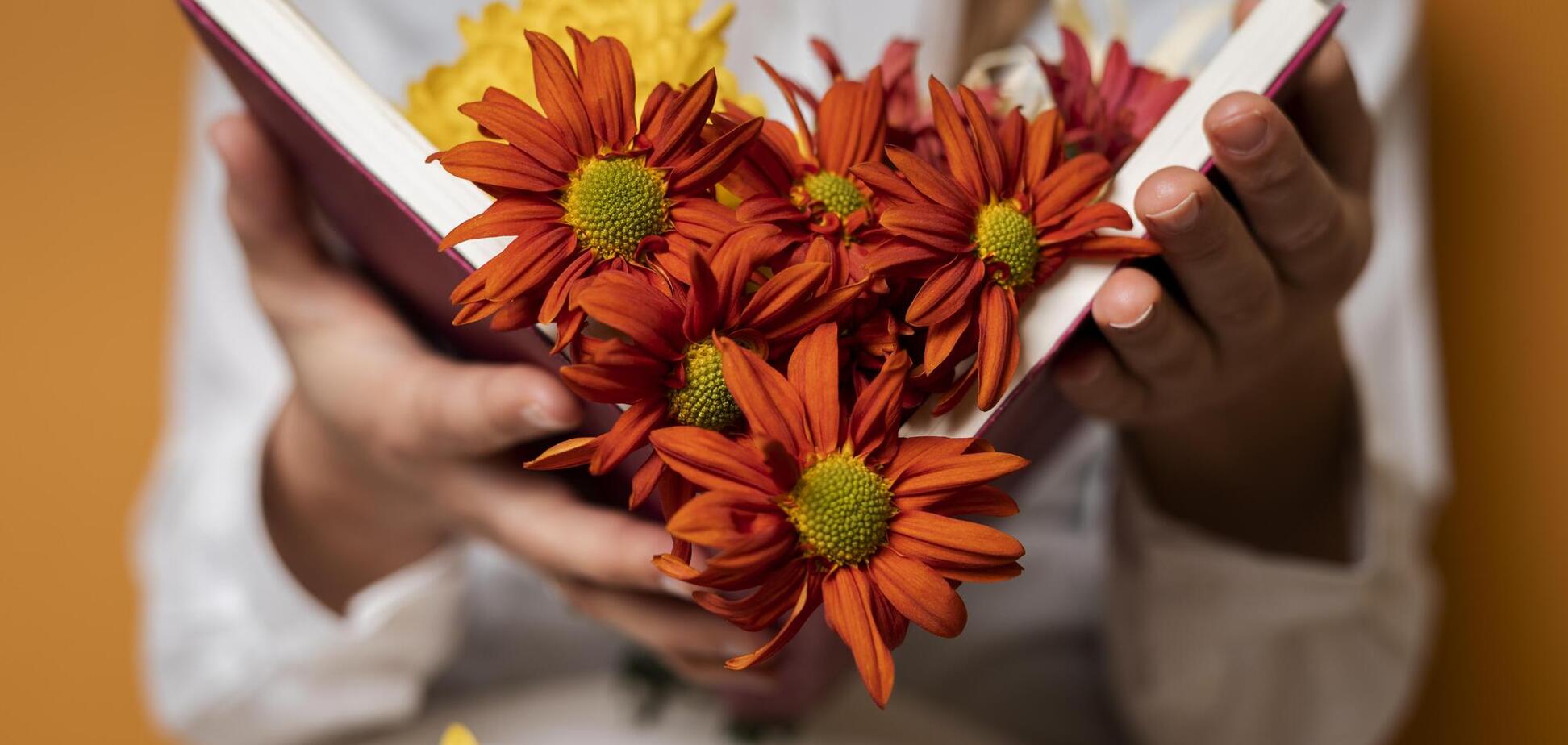 Любовный гороскоп на апрель 2026: для этих двух знаков начинается самый романтичный период года