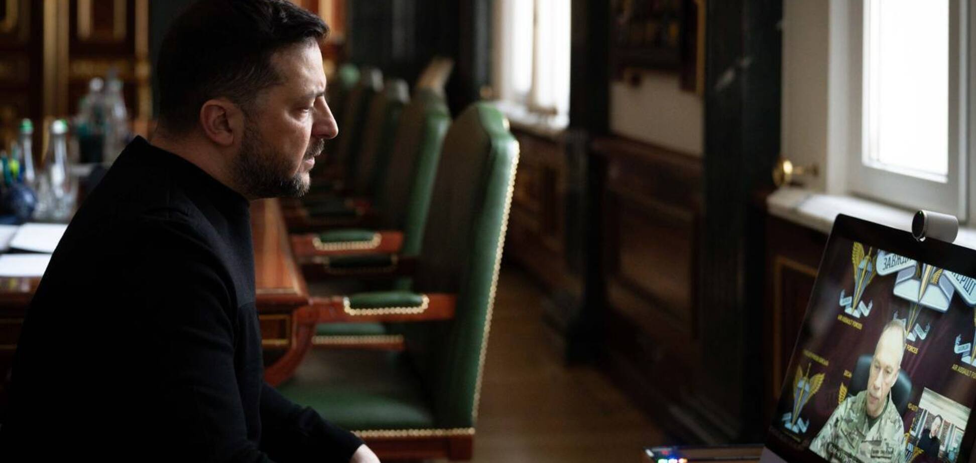 'Ситуация на фронте довольно напряженная': Зеленский заслушал доклад Сырского и 'анонсировал' дипстрайки