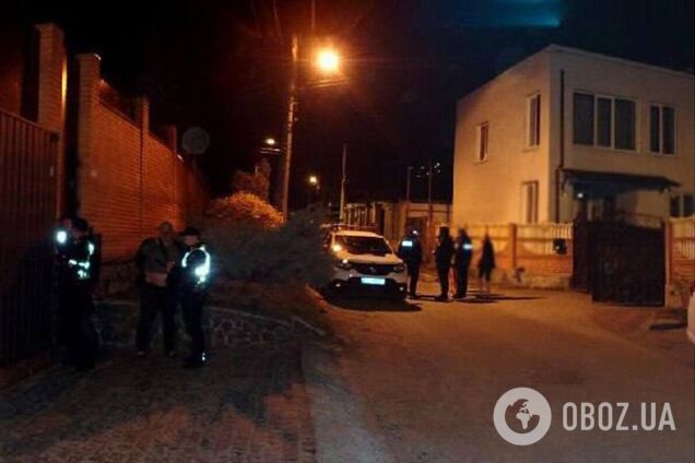 У Києві чоловік влаштував стрілянину на вулиці: є поранена. Подробиці та фото