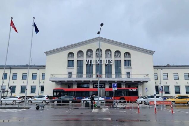 Были направлены намеренно: аэропорт в Вильнюсе приостанавливал работу из-за воздушных шаров