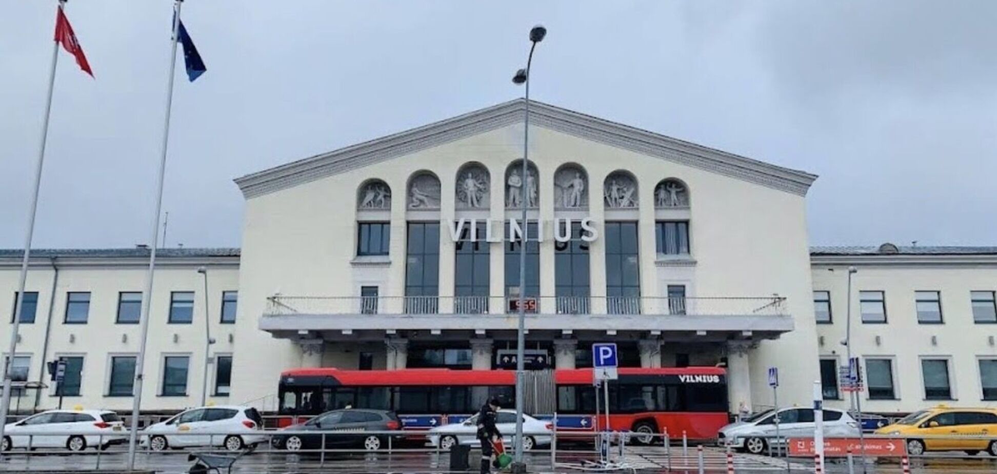 Були спрямовані навмисно: аеропорт у Вільнюсі призупиняв роботу через повітряні кулі