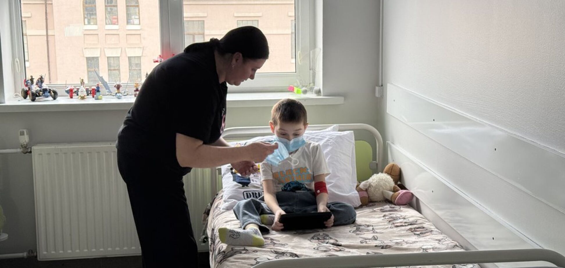 У Києві 5-річному хлопчику пересадили серце 13-річного донора: як таке стало можливим. Фото