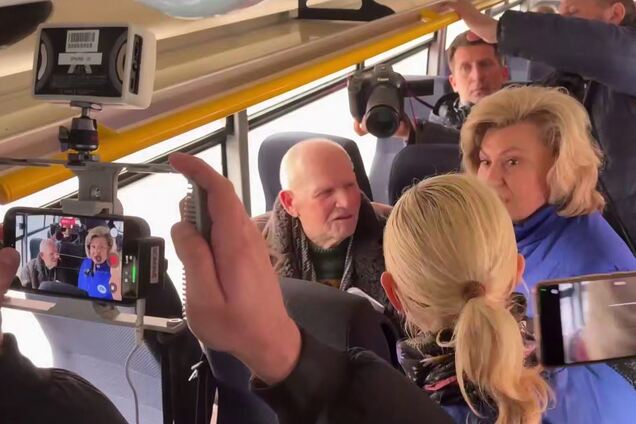 'Надо лечить вас': в рамках обмена Россия вернула украиноязычного жителя Курской области. Видео