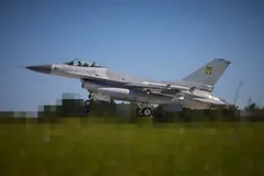До сих пор не передали ни одного самолета: в двух странах НАТО 'зависли' аж 36 истребителей F-16 для Украины