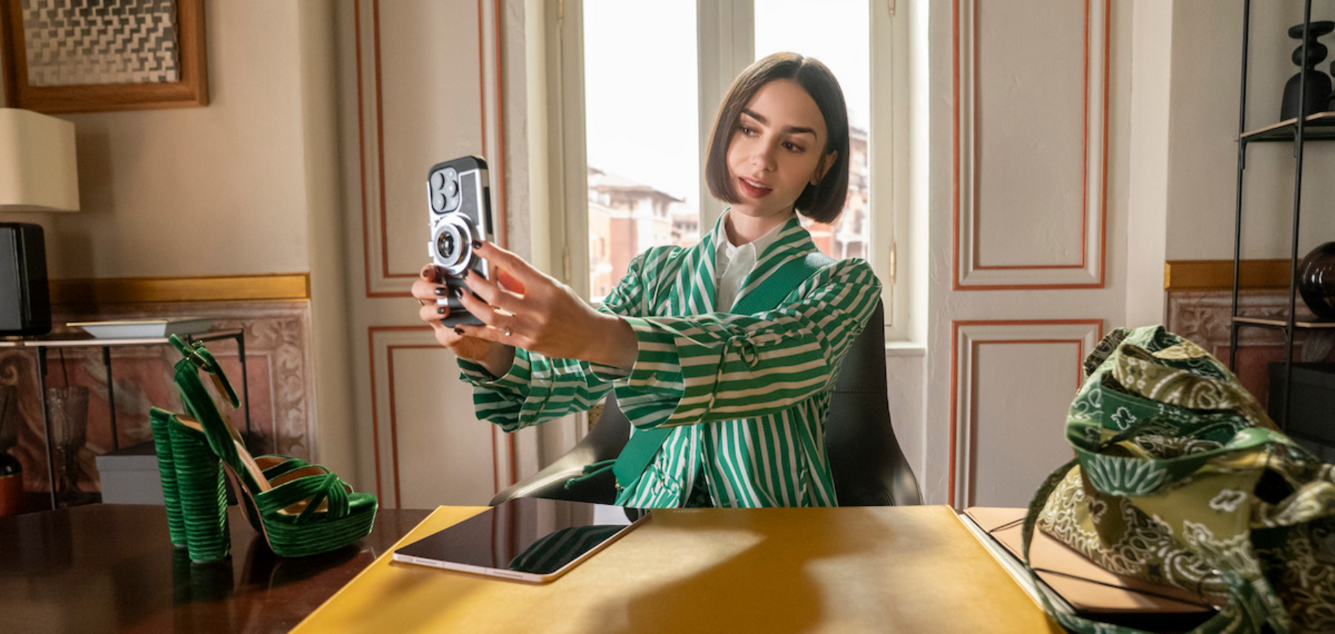 Что покажут в новом сезоне 'Эмили в Париже': известны детали