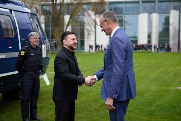 Зеленский в Германии провел переговоры с Мерцом: подписано важное соглашение. Все подробности
