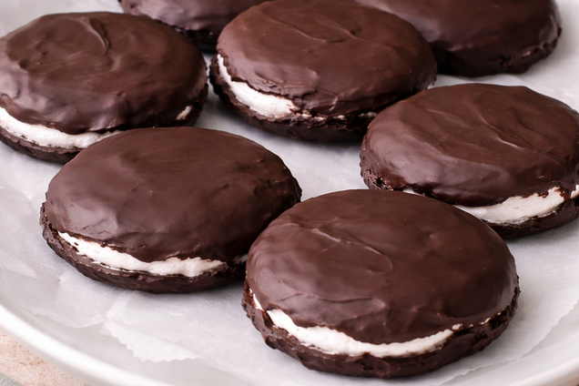 Корисний білковий десерт без зайвих калорій: готується без випікання