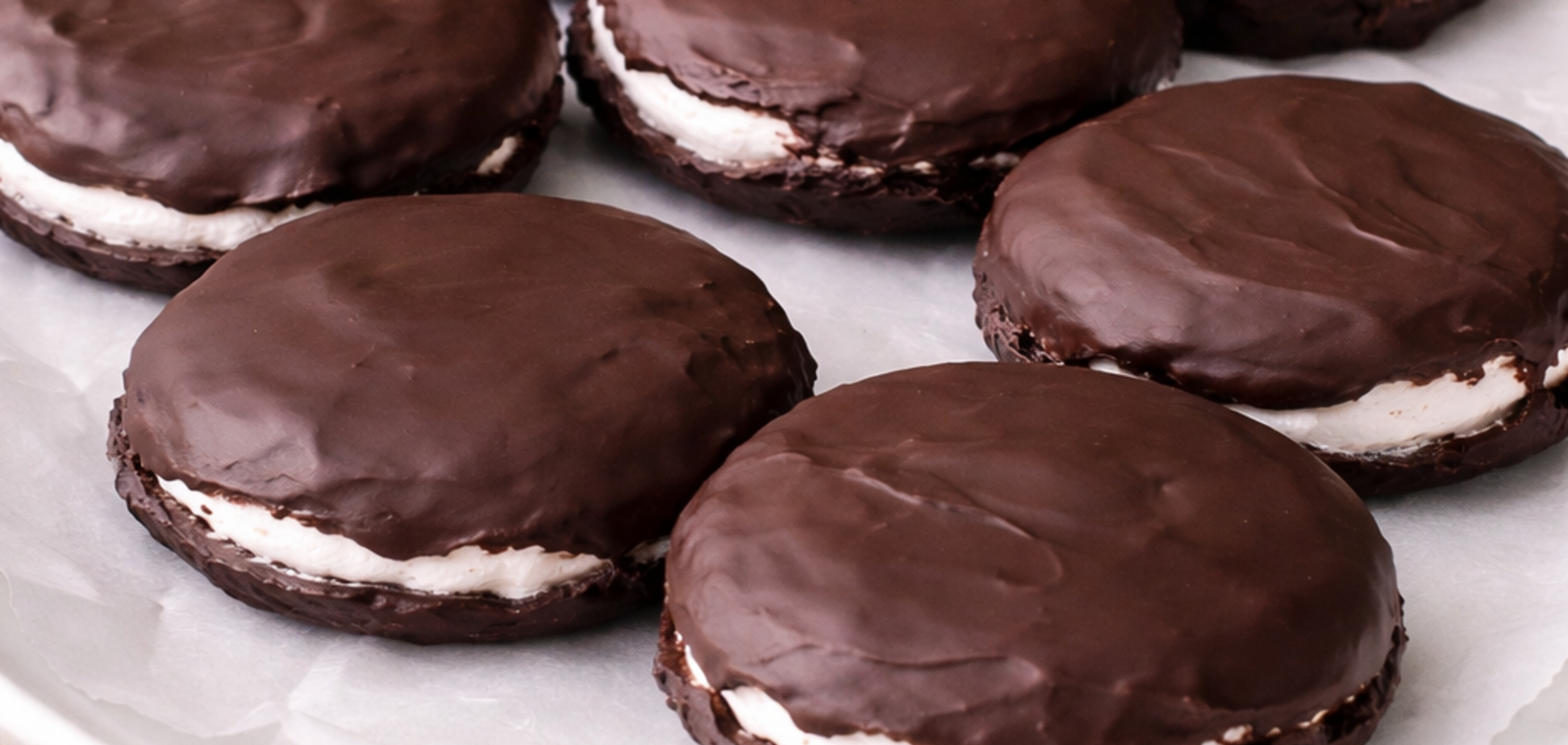 Полезный белковый десерт без лишних калорий: готовится без выпекания