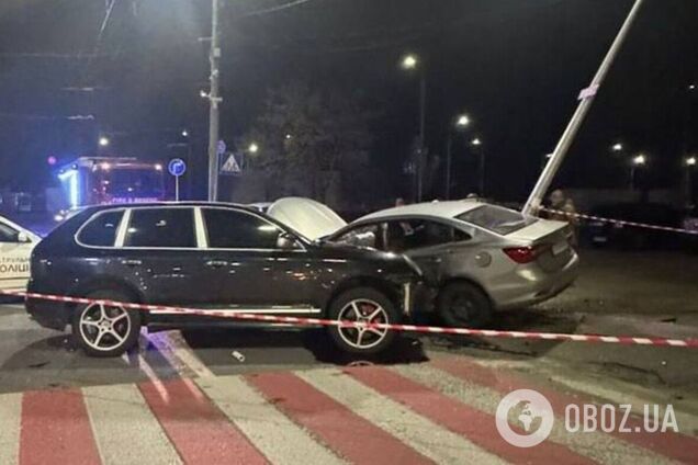 У Києві п’яний водій Porsche на Оболоні влаштував масову ДТП: серед постраждалих є діти. Фото та відео