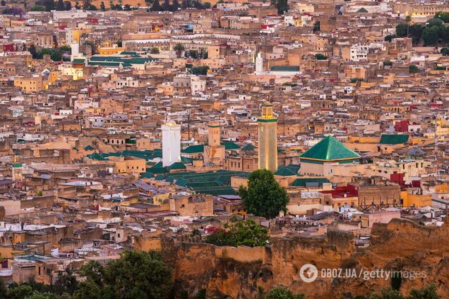 Майже 300 га лабіринтів: назване колоритне місто, де немає автомобілів