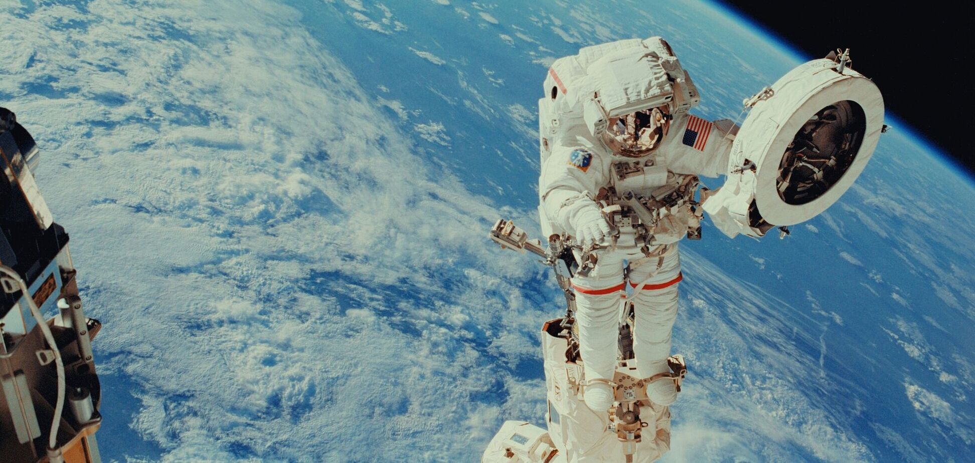 Почему в СССР были космонавты, а в США – астронавты: простое объяснение