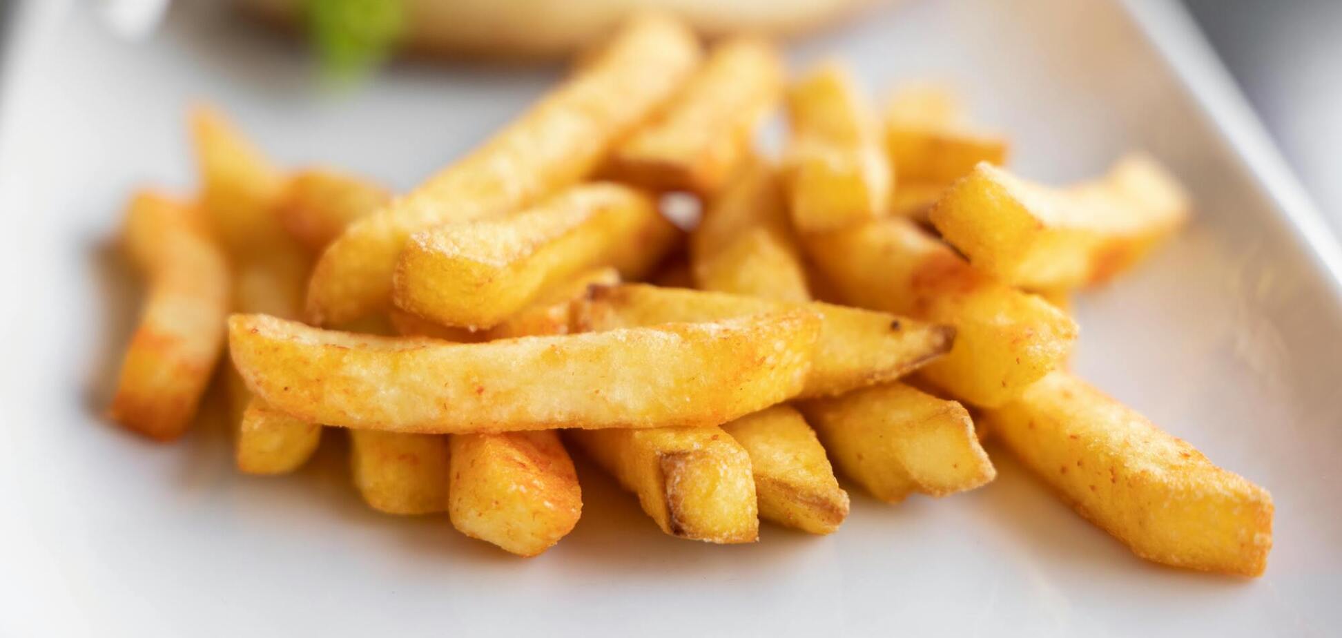 Як приготувати вдома картоплю фрі, щоб вона не була жирною: геніальний метод
