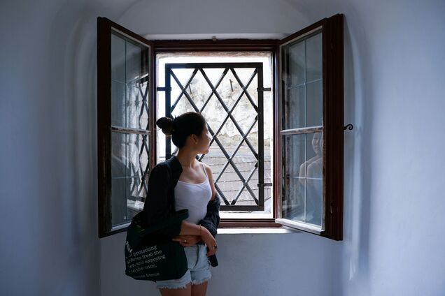 Так часто кажуть перукарі та майстри манікюру: що не так із фразою 'вільне віконце'