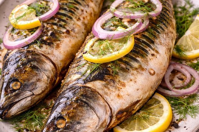 Маринована скумбрія в пляшці: на смак, як копчена