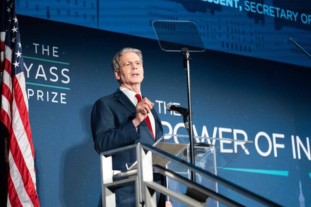 Санкции возобновлены: Бессент подтвердил, что США не будут продлевать разрешение на продажу российской нефти