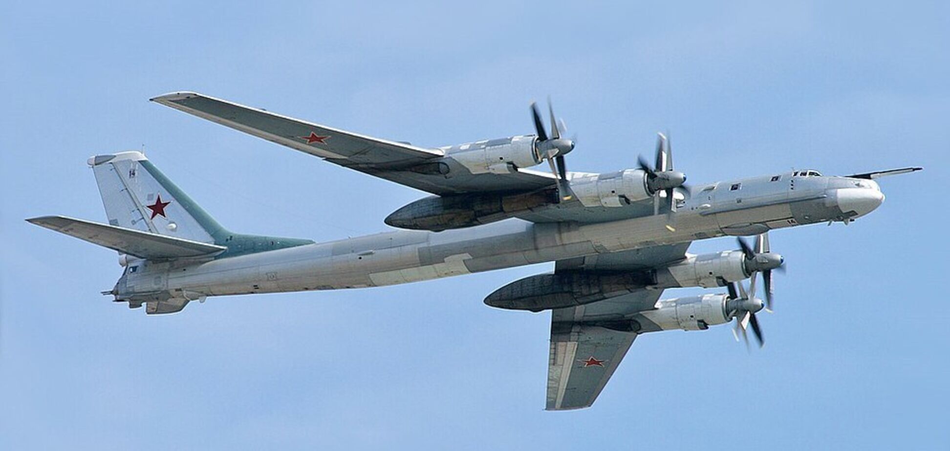Росія посеред дня запустила по Україні дрони і підняла в повітря Ту-95МС: що відомо про атаку