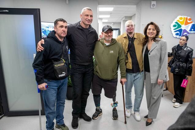 В Киеве открыли новое пространство городского центра реабилитации 'Аскольд'. Фото