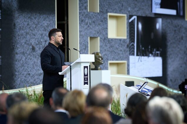 'Важливо, щоб РФ понесла відповідальність за агресію': Зеленський порівняв режим Путіна з нацистами. Відео