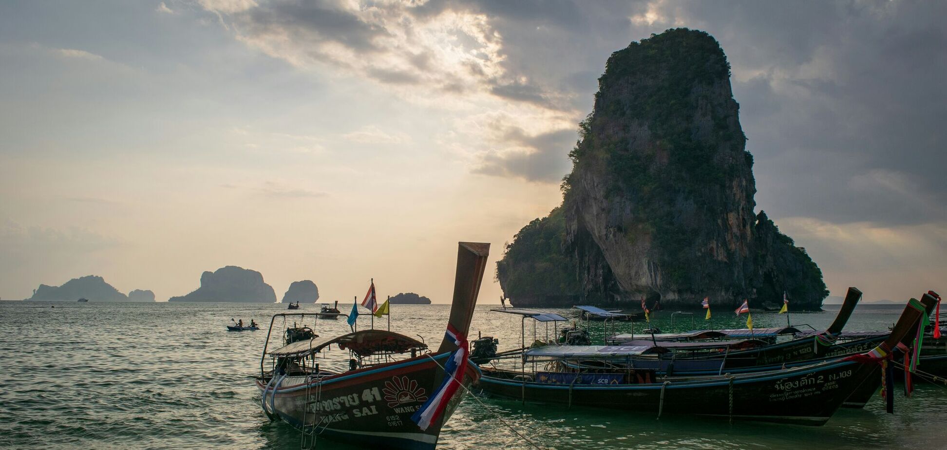 Где можно путешествовать почти без денег: названы 7 стран