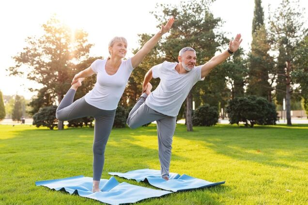 Ранковий старт: 3 вправи, які після 50 років ефективно зміцнюють кор
