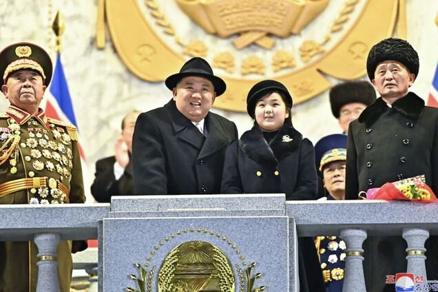 Таємнича дівчина для найбільш ізольованої держави світу: історія 'надзвичайного' злету доньки Кім Чен Ина