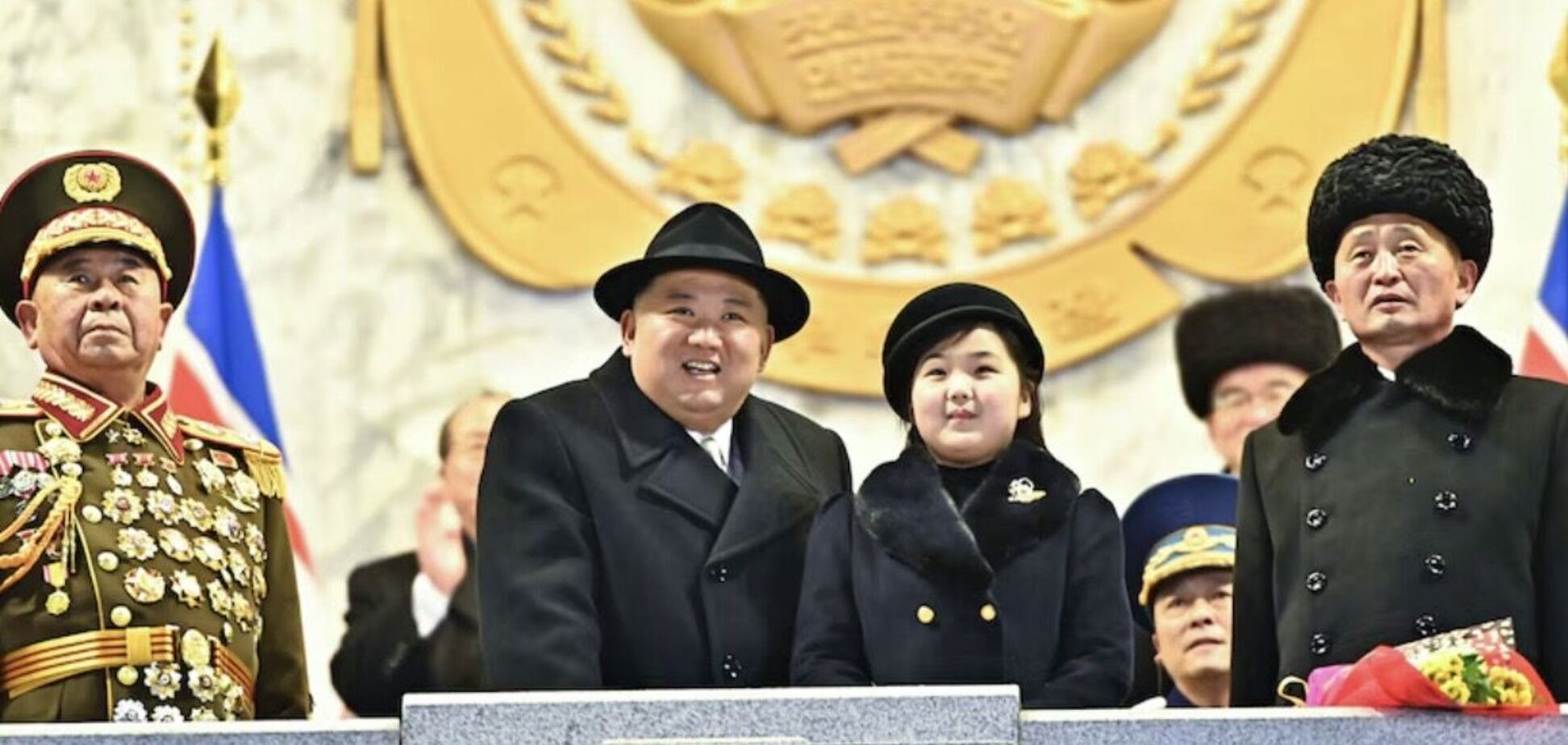 Таємнича дівчина для найбільш ізольованої держави світу: історія 'надзвичайного' злету доньки Кім Чен Ина