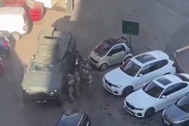 Народився у Москві, раніше був засуджений: що відомо про терориста, який стріляв по людях у Києві