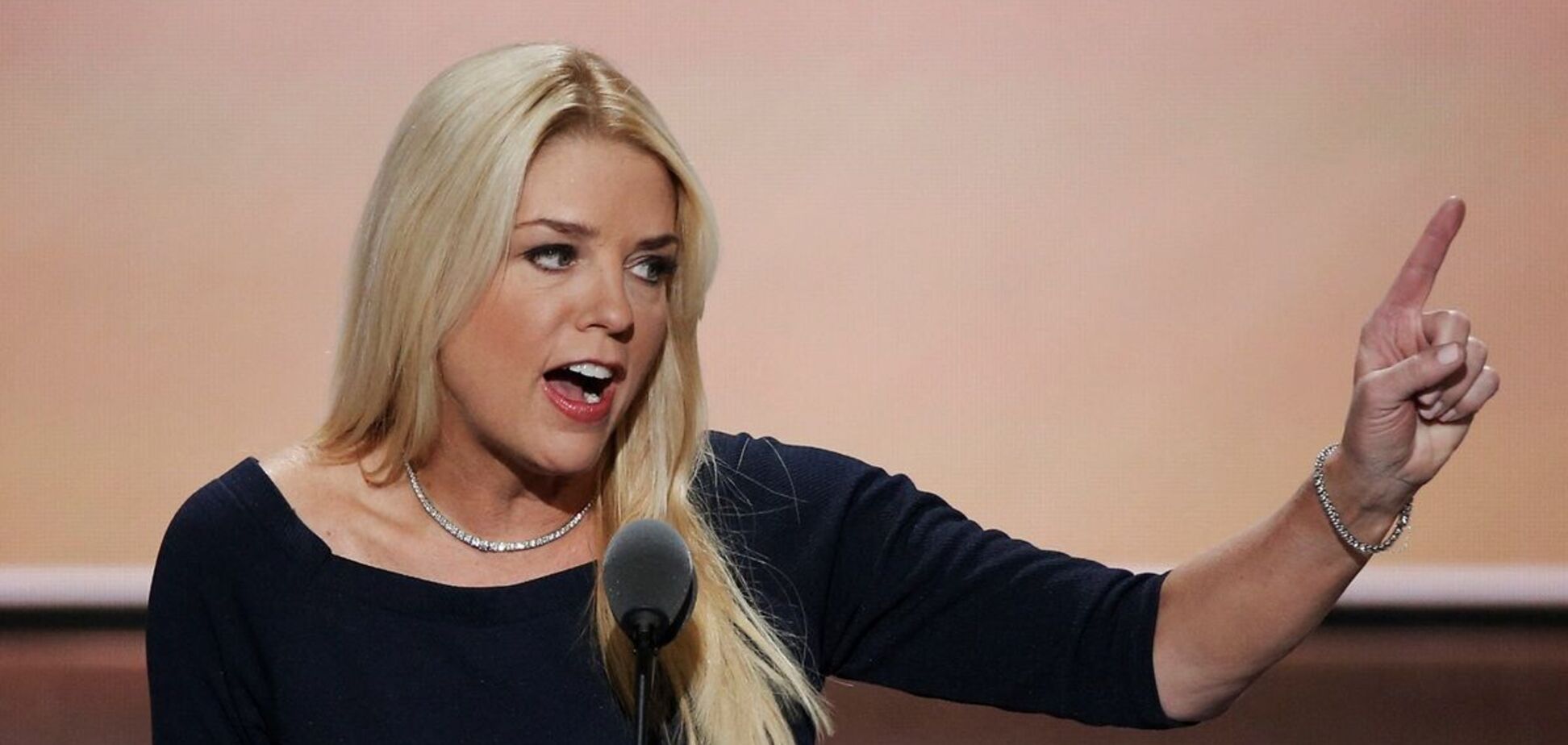 Трамп обговорював звільнення глави Мін’юсту через справу Епштейна: що відомо