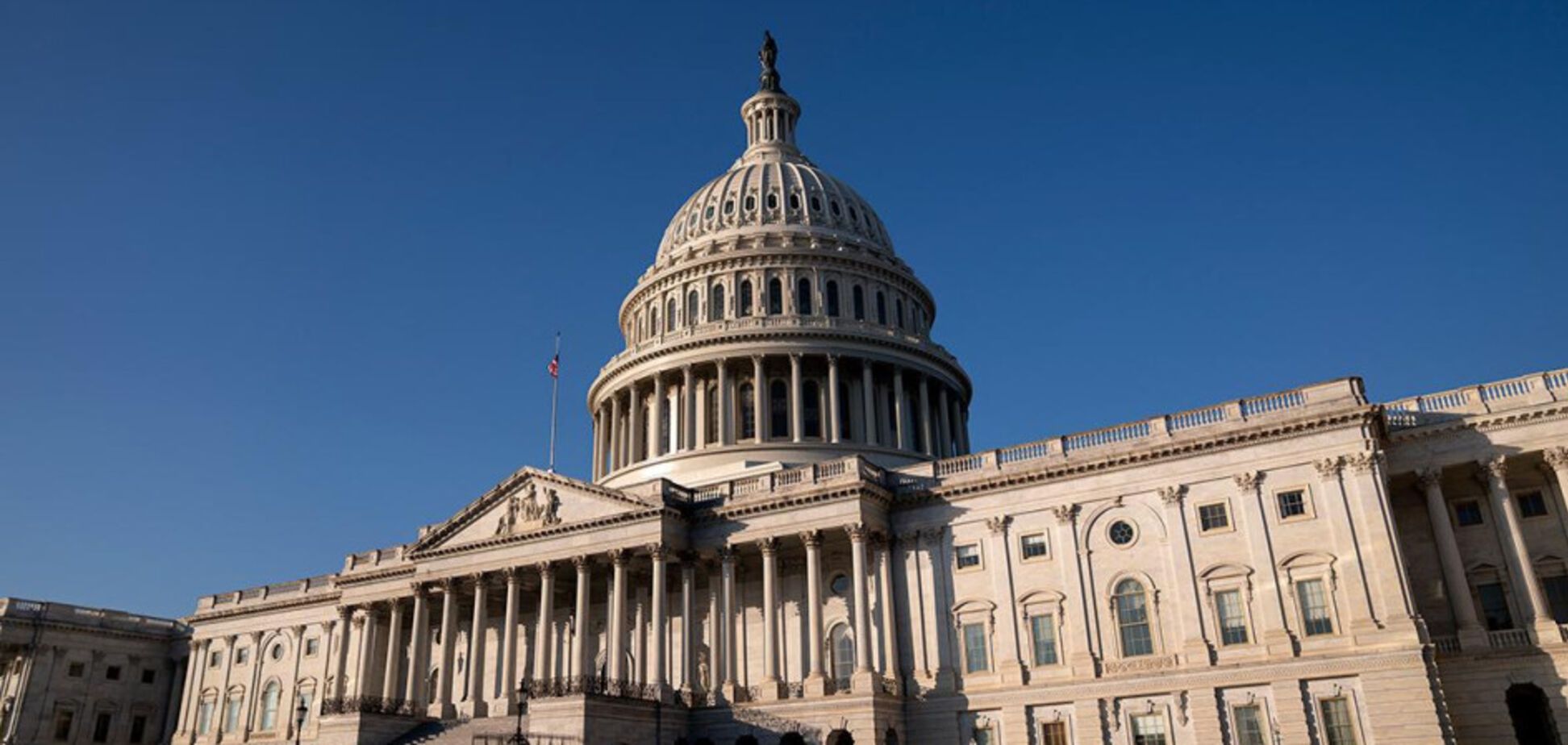 'Заради миру та захисту': сенатори від обох партій виступили за збереження членства США в НАТО